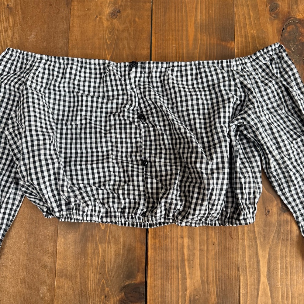 Amazing Lace Black Plaid Cropped Off Shoulder Top - Picture 2 of 7